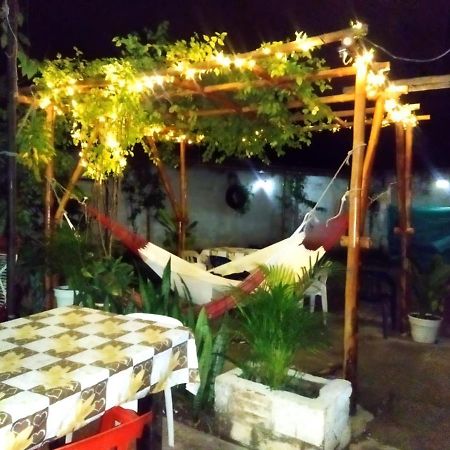 Hostal Sarita Villavieja Buitenkant foto