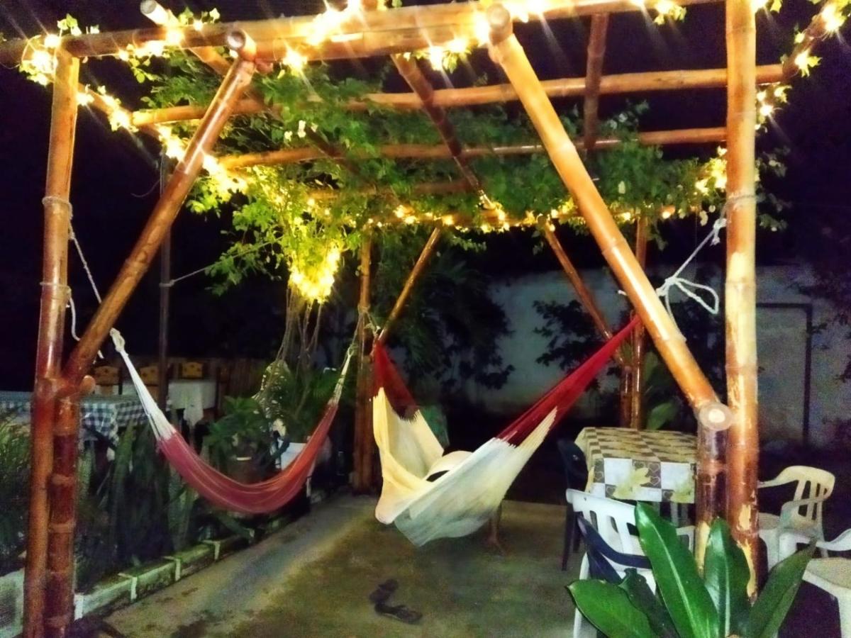 Hostal Sarita Villavieja Buitenkant foto